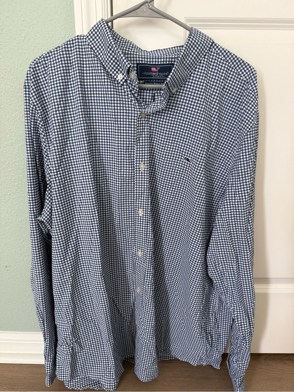 Vineyard Vines Men’s Navy and White Gingham Button-Down Shirt